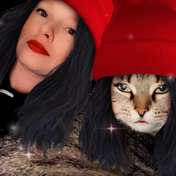 Meet your seller/buyer! β€οΈ - Picture 3 of 8